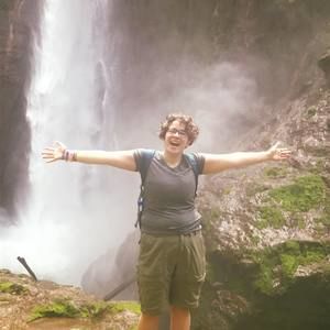 Meet your Posher, Hannah